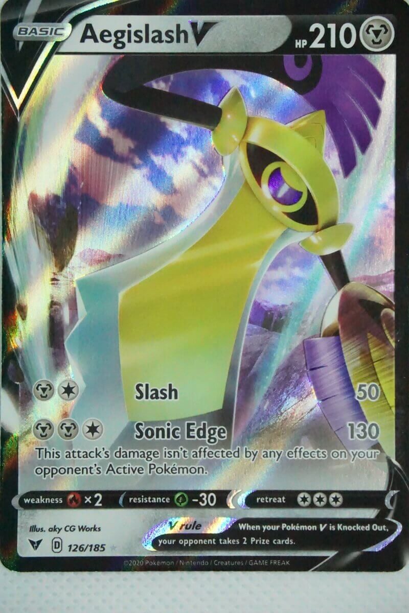 Aegislash V 126/185
