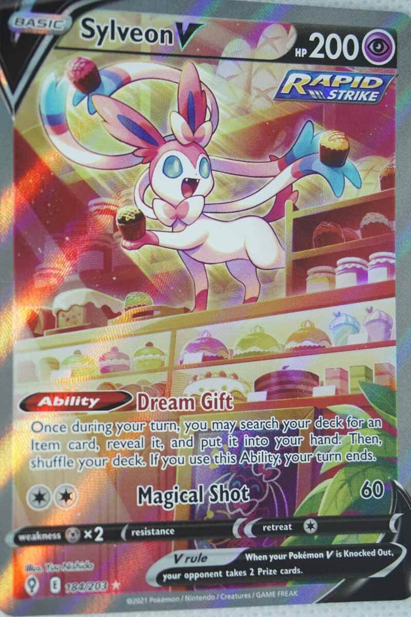 Sylveon V 184/203 Alternate Art