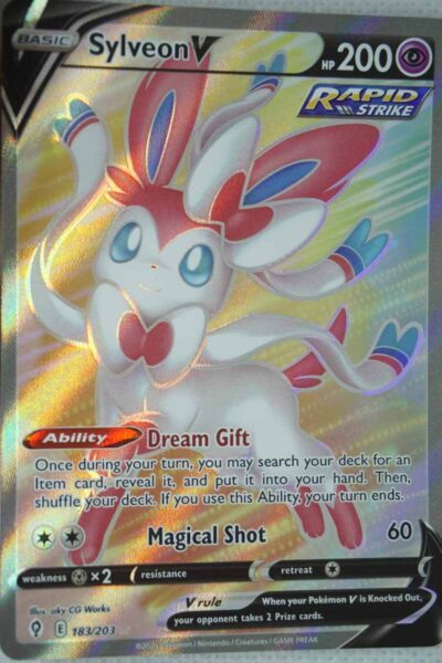 Sylveon V 183/203 Full Art