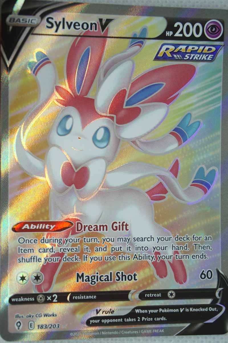 Sylveon V 183/203 Full Art