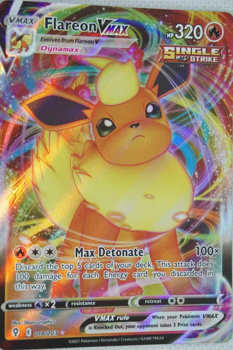 Flareon VMAX 18/203