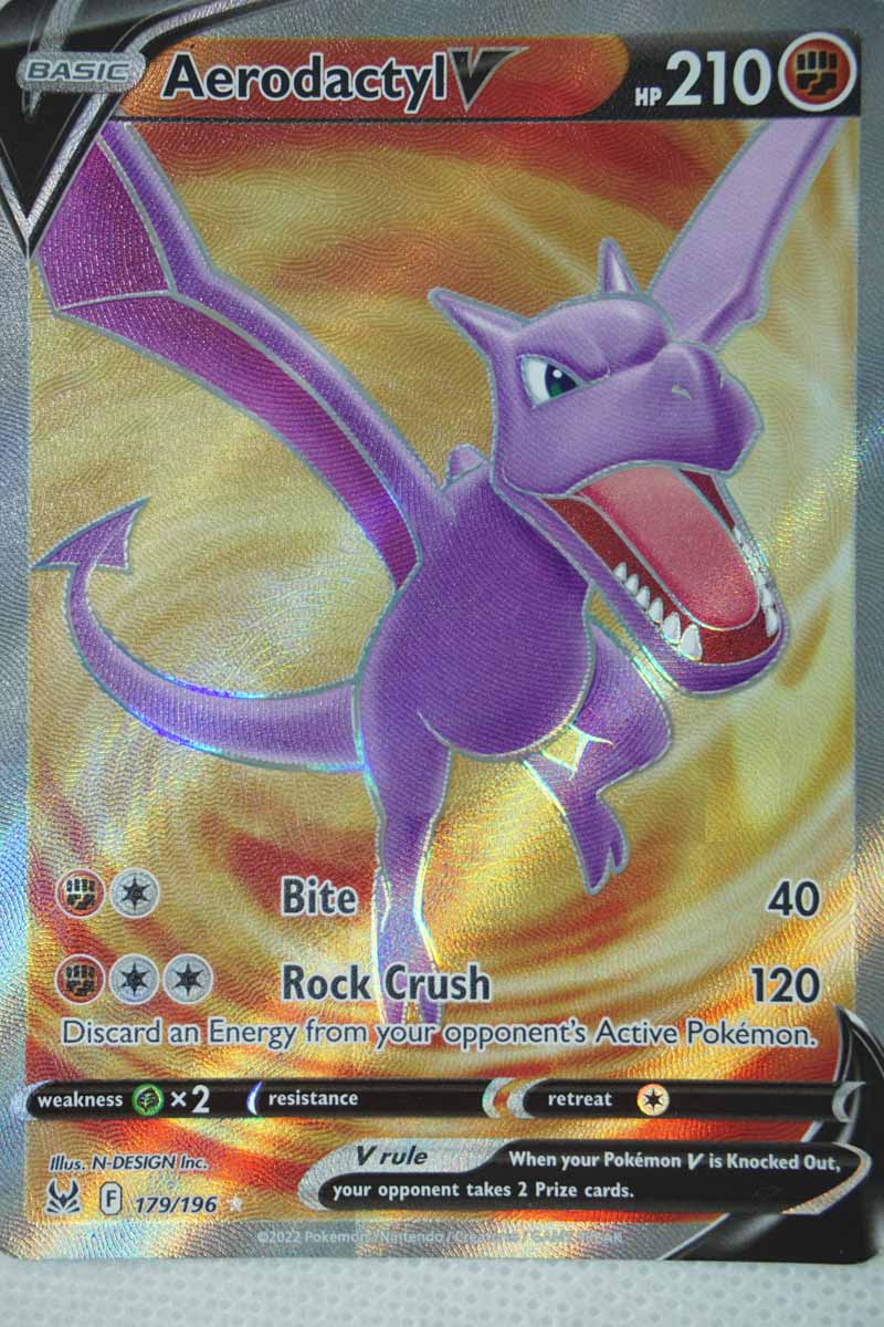Aerodactyl V 179/196 Full Art - Lost Origin enkeltkort fra Pokmon