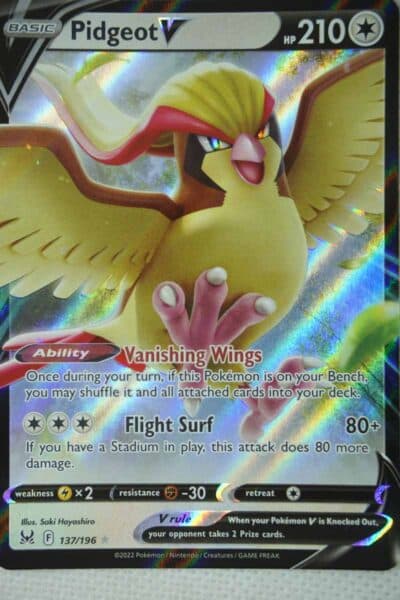 Pidgeot V 137/196