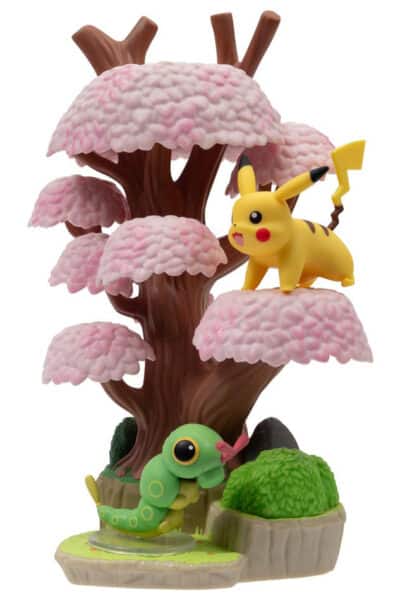 Pikachu og Caterpie Figurer i Skovtema